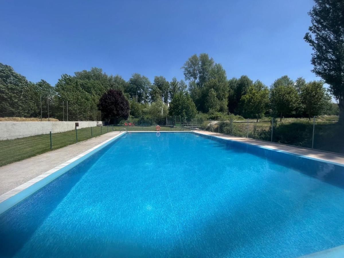 Apartamento Ribera Del Duero Reserva Tubilla del Lago Ngoại thất bức ảnh