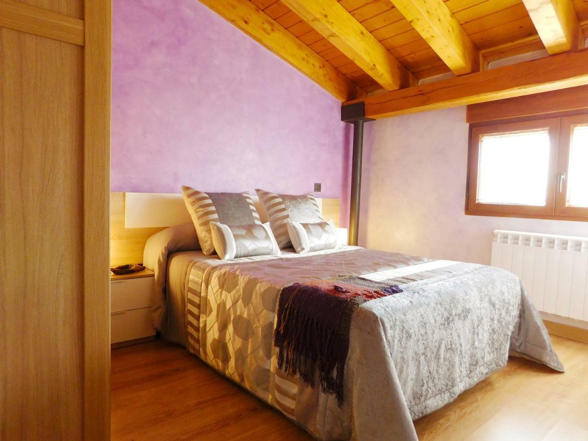 Apartamento Ribera Del Duero Reserva Tubilla del Lago Ngoại thất bức ảnh